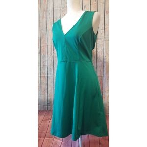 H&M V-Neck Sleeveless Dress Size M